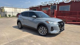 Used 2024 Nissan Kicks SV image 1