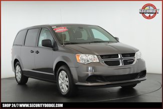 Used 2019 Dodge Grand Caravan SE w/ UConnect Hands-Free Group image 1
