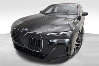 New 2026 BMW 740i xDrive image 1
