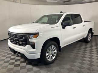Used 2024 Chevrolet Silverado 1500 Custom image 1