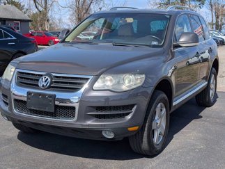 Used 2009 Volkswagen Touareg V6 image 1