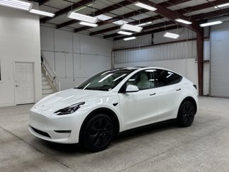 Used 2025 Tesla Model Y Long Range image 1