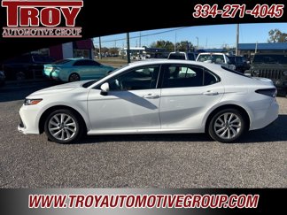Used 2023 Toyota Camry LE image 1
