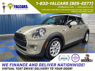 Used 2019 MINI Cooper 4-Door Hardtop image 1