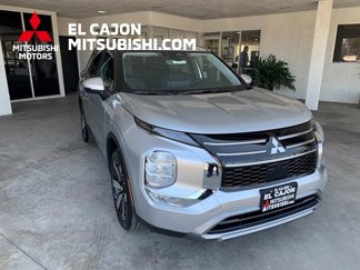 New 2025 Mitsubishi Outlander SE image 1