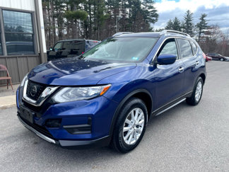 Used 2017 Nissan Rogue SV image 1