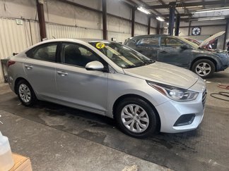 Used 2019 Hyundai Accent SE image 1