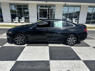 Used 2025 Chevrolet Malibu RS image 1