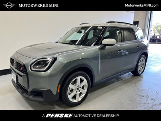 Used 2025 MINI Cooper Countryman S image 1
