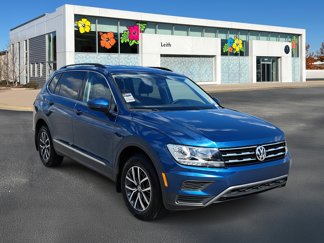 Certified 2020 Volkswagen Tiguan SE image 1
