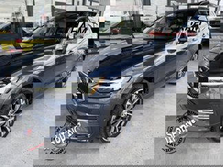 Used 2022 Volvo XC60 B5 Momentum w/ Advanced Package image 1
