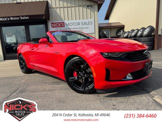 Used 2023 Chevrolet Camaro LT image 1