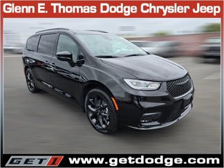 New 2025 Chrysler Pacifica Limited image 1