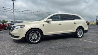 Used 2016 Lincoln MKT AWD w/ Equipment Group 201A image 1
