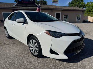 Used 2017 Toyota Corolla SE image 1