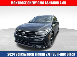 Used 2024 Volkswagen Tiguan SE R-Line image 1