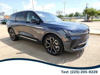 Used 2024 Lincoln Nautilus Reserve w/ Equipment Group 202A image 1