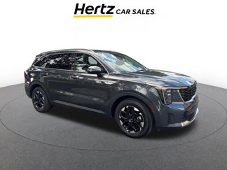 Used 2024 Kia Sorento S image 1