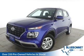 Used 2024 Hyundai Venue SE image 1
