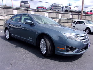 Used 2012 Ford Fusion Hybrid image 1