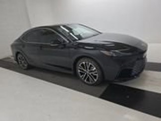Used 2025 Toyota Camry XLE video 1