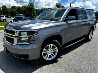 Used 2018 Chevrolet Suburban LT image 1