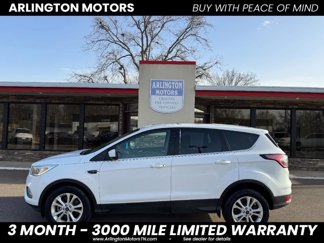 Used 2017 Ford Escape SE image 1