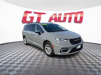 Used 2023 Chrysler Pacifica Limited image 1