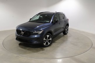New 2026 Volvo XC40 B5 Plus image 1