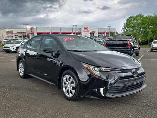 Certified 2024 Toyota Corolla LE image 1