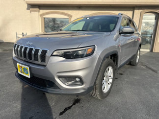 Used 2019 Jeep Cherokee Latitude w/ Popular Appearance Group image 1