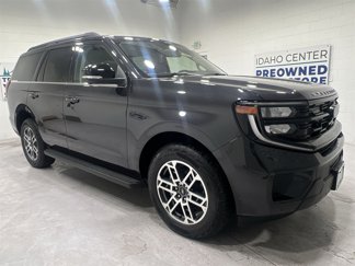 Used 2025 Ford Expedition Active video 2