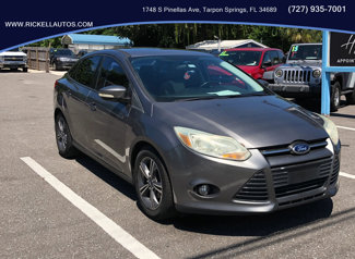 Used 2014 Ford Focus SE w/ SE Sport Package image 1