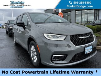 New 2025 Chrysler Pacifica Select image 1