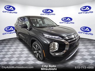 New 2025 Mitsubishi Outlander SE image 1