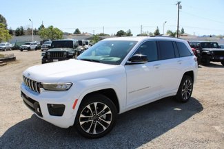 Used 2023 Jeep Grand Cherokee Overland w/ Adv Protech Group III image 1