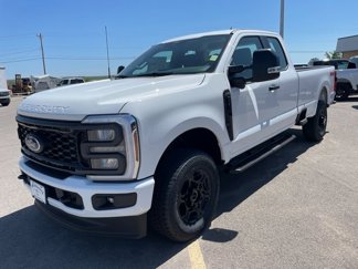 New 2025 Ford F350 4x4 SuperCab Super Duty image 1
