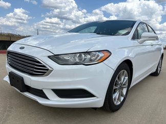 Used 2017 Ford Fusion SE image 1