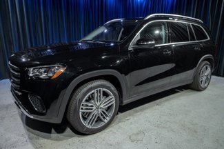 New 2026 Mercedes-Benz GLS 450 4MATIC image 1