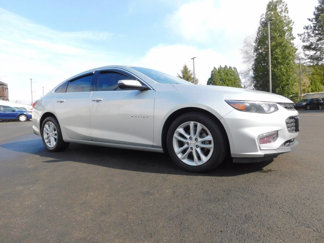 Used 2018 Chevrolet Malibu LT image 1