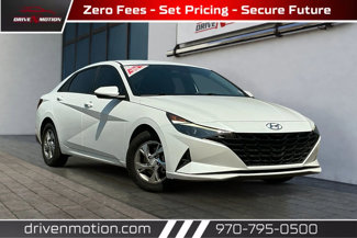 Used 2022 Hyundai Elantra SE image 1