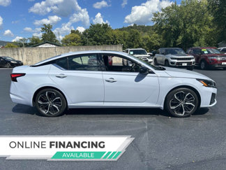 Used 2024 Nissan Altima 2.5 SR w/ SR Premium Package image 1