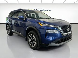 Used 2021 Nissan Rogue SV image 1