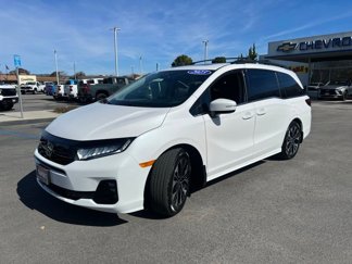 Used 2025 Honda Odyssey Elite image 1