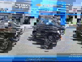 New 2025 GMC Yukon Elevation image 1