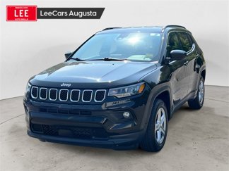 Used 2024 Jeep Compass Latitude image 1
