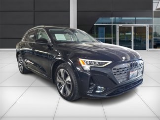 Used 2024 Audi Q8 e-tron Premium Plus w/ Premium Plus Package image 1