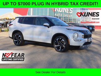 New 2025 Mitsubishi Outlander SEL image 1
