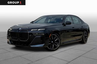 New 2025 BMW 740i image 1