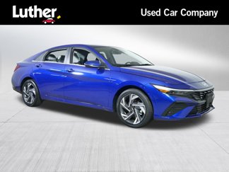 Used 2025 Hyundai Elantra Limited image 1